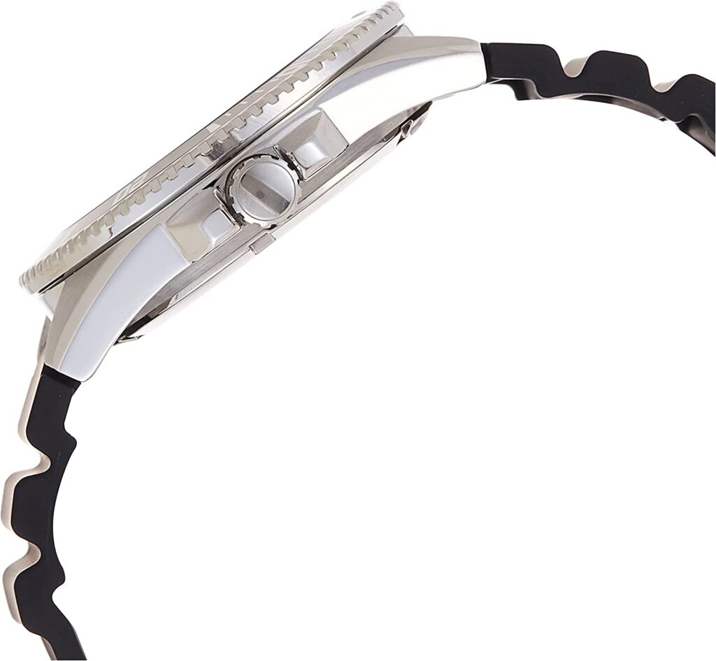 Casio MDV106-1AV A Classic Dive Watch for Every Occasion 3